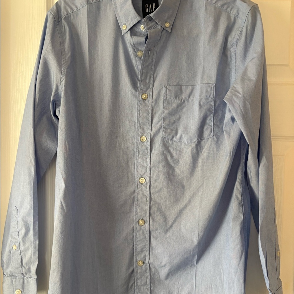 GAP Men's Light Blue Casual Button Down Shirt-Brand new no tags
